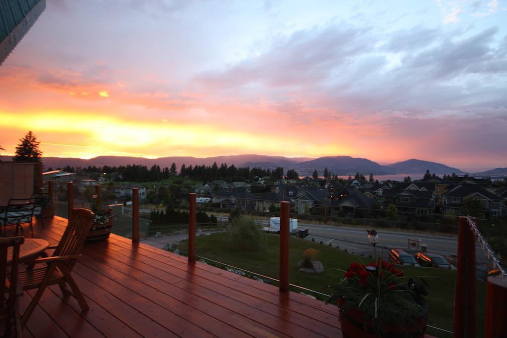 A Okanagan Lakeview Inn Kelowna Exteriér fotografie