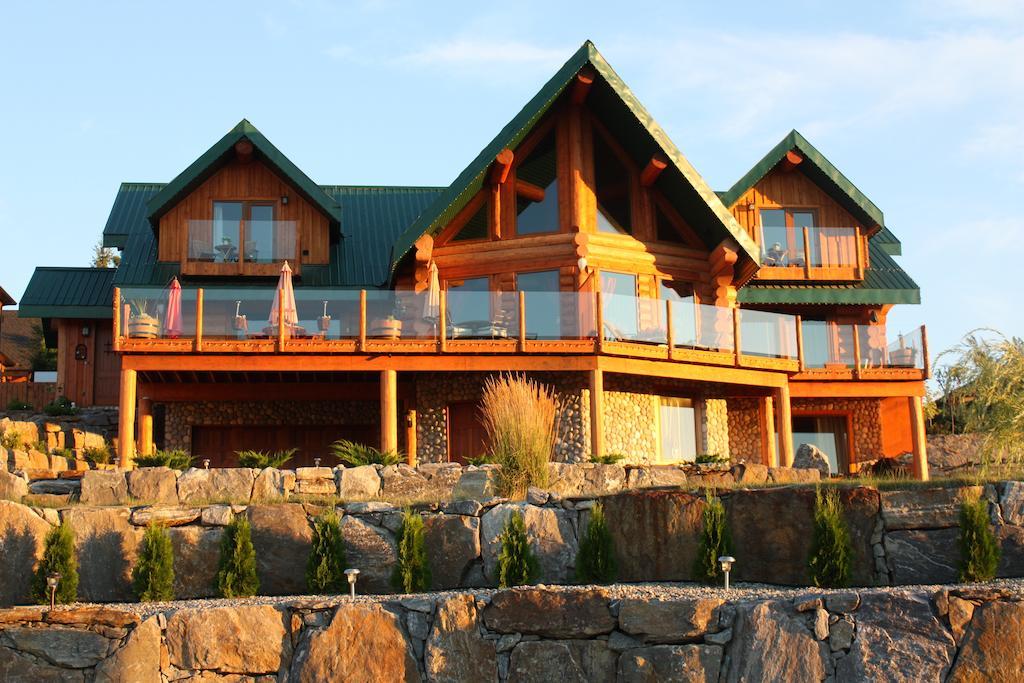 A Okanagan Lakeview Inn Kelowna Exteriér fotografie