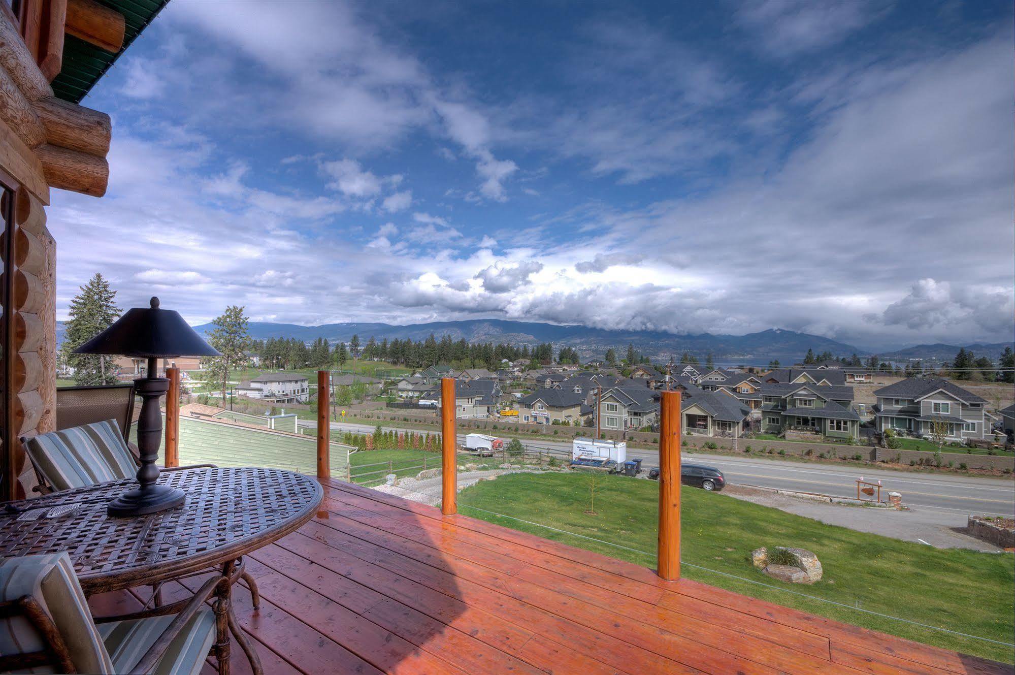 A Okanagan Lakeview Inn Kelowna Exteriér fotografie